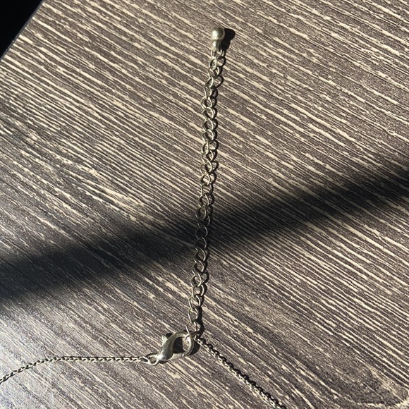 Silver bar necklace - Picture 3 of 3